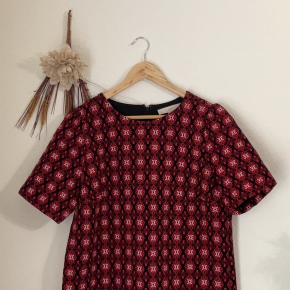 LOFT Ann Taylor Jacquard Scroll Medallion Floral Shift Dress Size Large - Picture 2 of 8